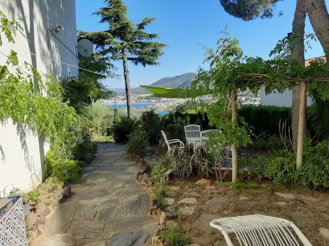 Fantástico Chalet en Grifeu, Llançà — 49