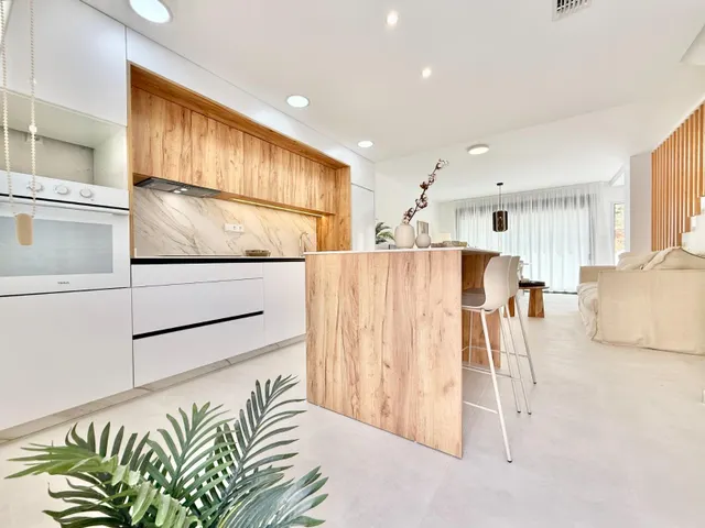 Moderno adosado en Cox con piscina y terraza privada — 10