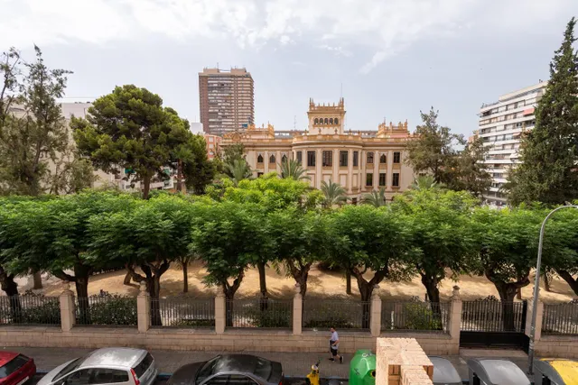 Estupenda vivienda con vistas a los jardines de la Diputación!! — 23
