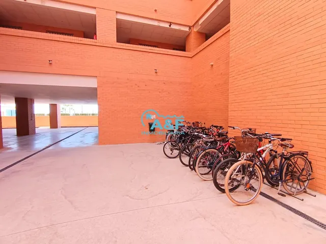 AYF INMOBILIARIA VENDE APARTAMENTO PRIMERA LINEA — 12
