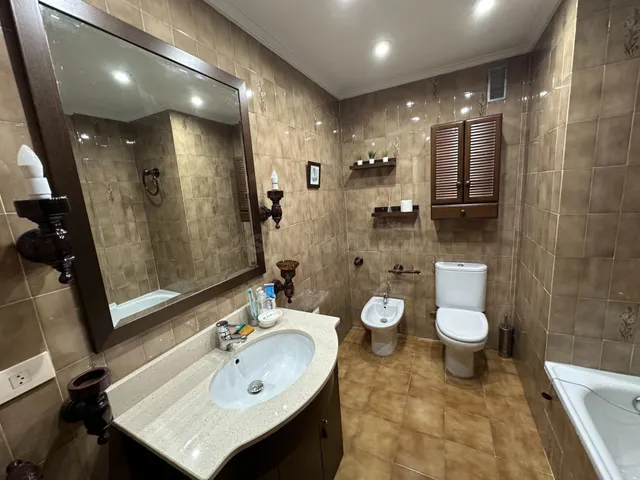 Habitación con escritorio en Avenida de la Paz — TODOS los g - foto 3