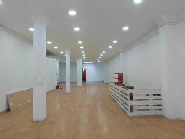 Local en alquiler en Creu de Barbera - Sabadell (Barcelona) — 3