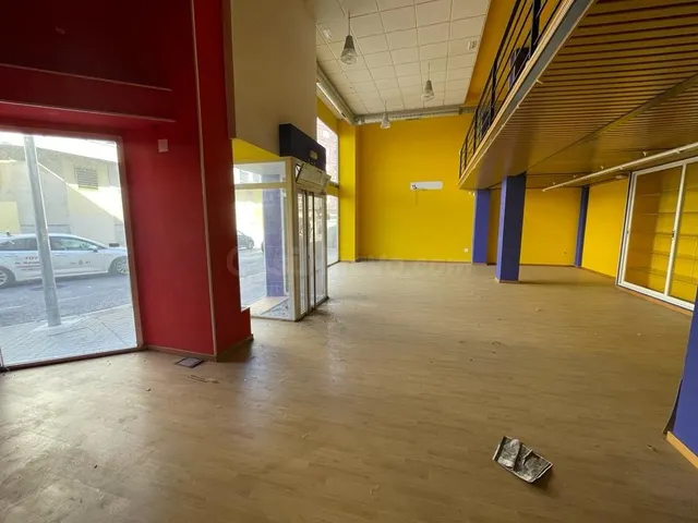 LOCAL EN VENTA ZONA CENTRO DE PONFERRADA — 4