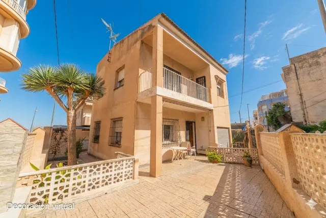 Amplio Chalet independiente en Santiago de la Ribera por €285,000 — 31