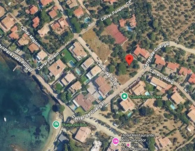 Exclusivo terreno urbano en Cadaqués a pocos pasos de la pla