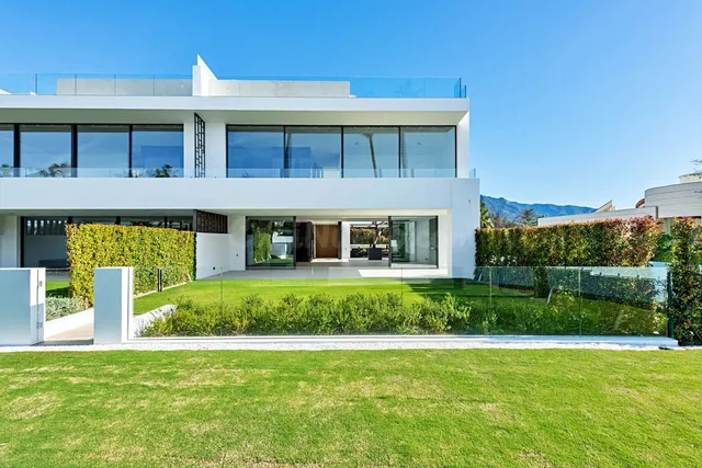 Adosado 3 habitaciones 589m² en venta - Marbella