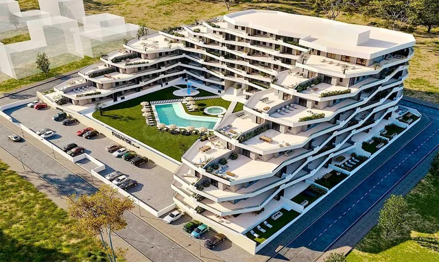 Apartamentos de lujo con piscina y parking en San Miguel de 