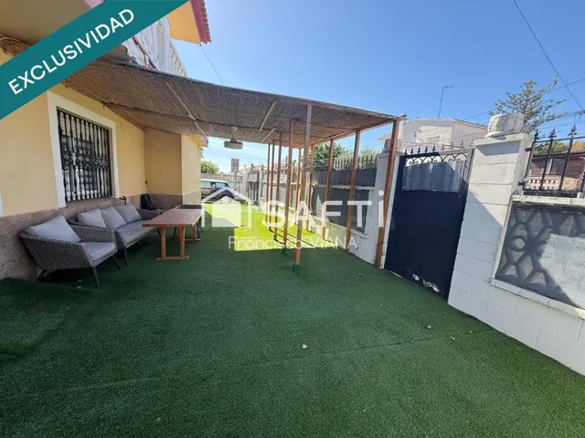 Espacio, sol y tranquilidad junto al pueblo
