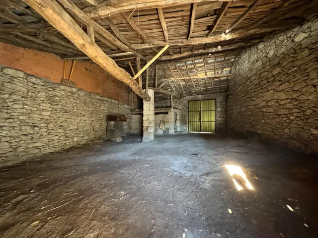 CASA UNIFAMILIAR IDEAL PARA INVERSORES — 35