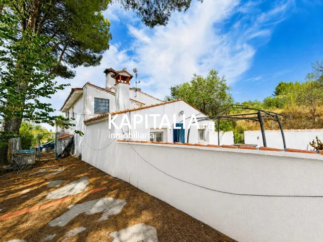 CHALET CON PISCINA EN PLENA NATURALEZA. - foto 4