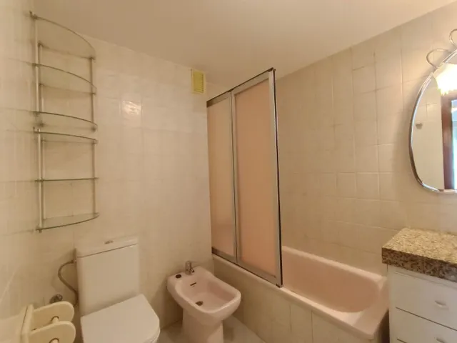 Excelente vivienda en pleno centro de la ciudad, amplitud y luminosidad asegurada ! — 26