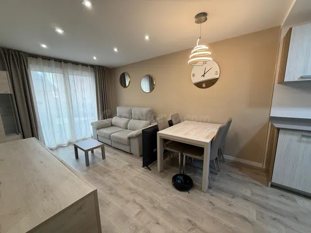 Moderno Apartamento en Alquiler en la Zona Alta de Ponferrada 700€ — 3