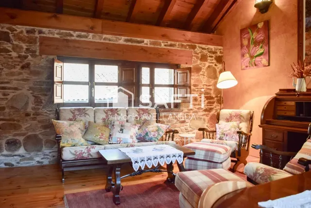 FABULOSA CASA DE PIEDRA TOTALMENTE REFORMADA — 59