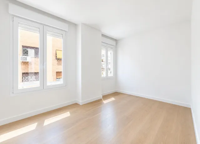Piso 4 habitaciones 170m² en venta - Metro bilbao — 35