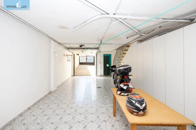 Amplia y preciosa casa lista para entrar a vivir!! — 27