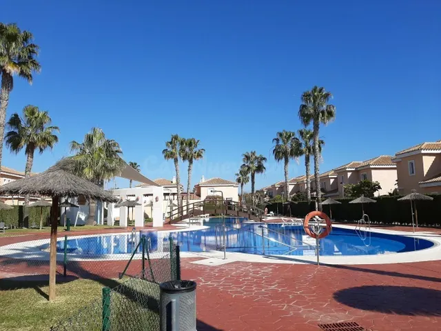 Ático con espectacular terraza de 50 m2 en Las Buganvillas