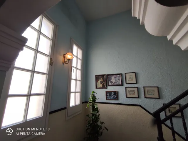 IMPRESIONANTE CHALET EN EL CENTRO DE VENDRELL — 33