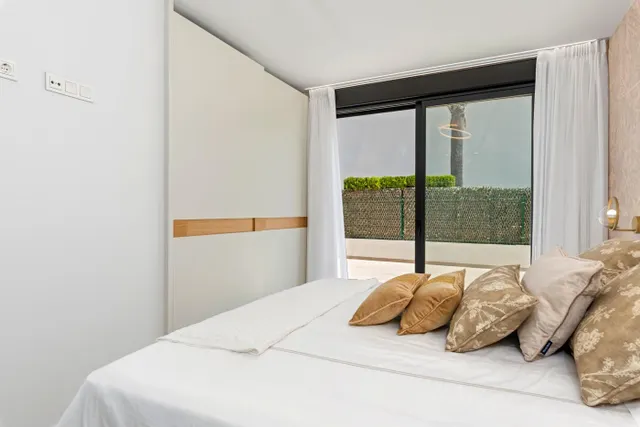 Espectacular Villa  en Campoamor Orihuela Costa — 16