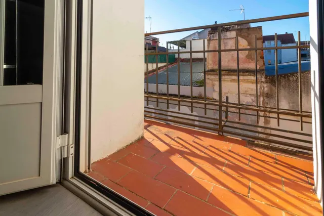 PISO CON ENCANTO EN EL CASCO ANTIGUO — 42