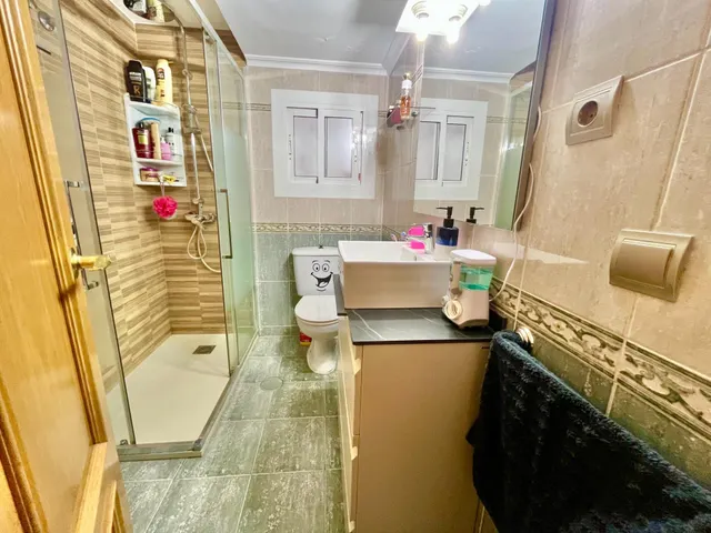 ¡¡Piso Reformado de 4 habitaciones y 2 Baños en Carolinas, Alicante!! — 30