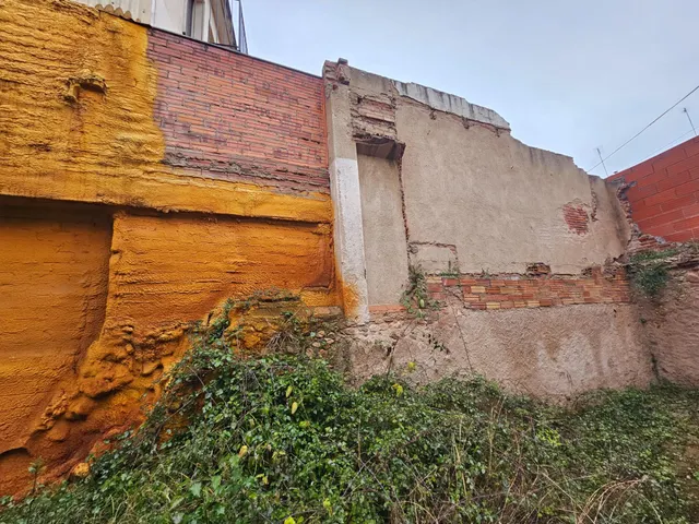Solar urbano en el centro de Santa Coloma de Farners — 13