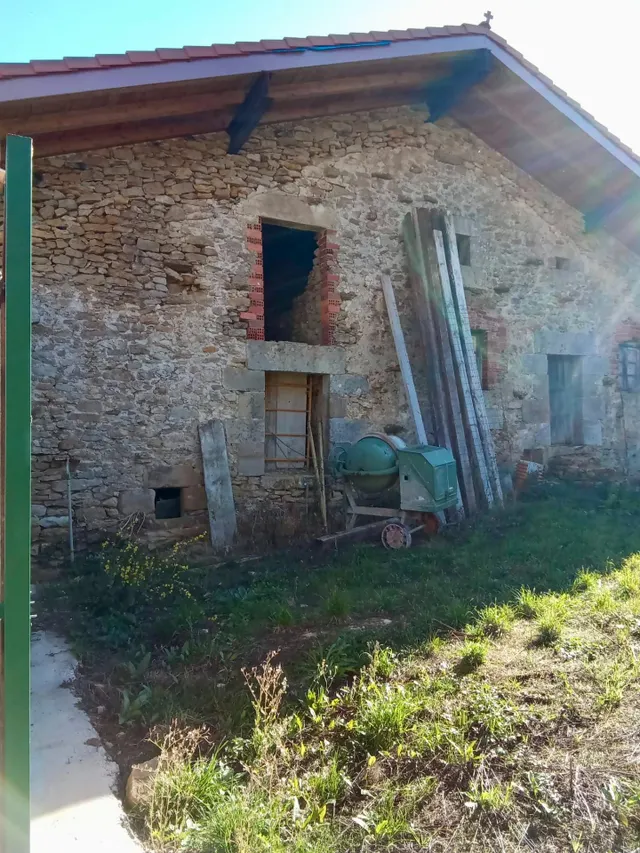 Casa de piedra con encanto y gran potencial turístico en san martín de las ollas — 6