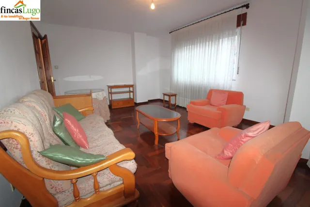 PISO DE 4 DORMITORIOS CERCA DEL CENTRO — 13
