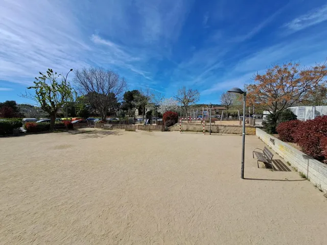 CASA CON GRAN TERRAZA EN EL CENTRO DE SANT QUIRZE - foto 3