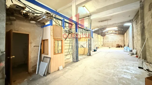 Amplio Local Comercial en el Corazón de Ourense - foto 2
