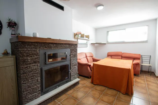Gran casa familiar 4 dormitorios — 48