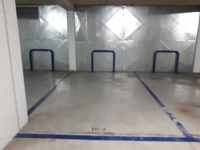SE VENDE PLAZA DE GARAJE NUEVO ARTICA