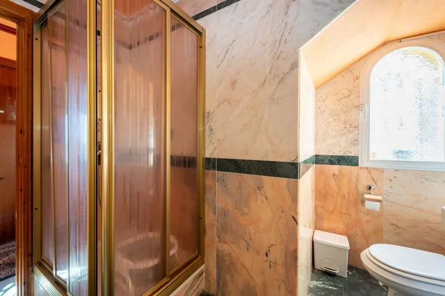 Chalet 4 habitaciones 400m² en venta - Centro — 34