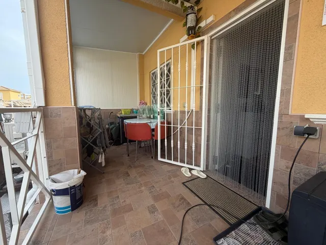 FANTASTICO BUNGALOW DE PLANTA BAJA TOTALMENTE REFORMADO Y CON PISCINA COMUNITARIA — 18