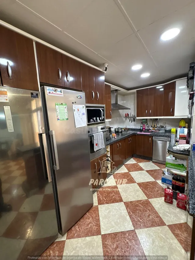 Casa Adosada en Villarrubia - Oportunidad Única por €180,000