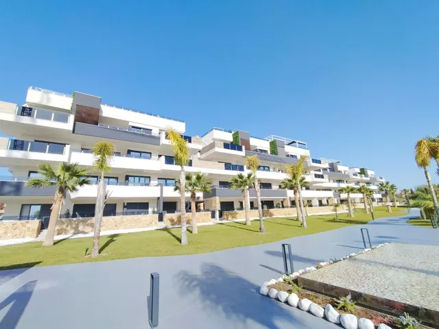 APARTAMENTOS DE 2 DORMITORIOS 2 BAÑOS, PISCINA COMUNITARIA E - foto 5