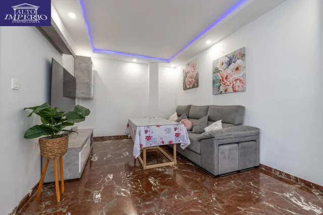 Encantadora Casa Reformada en Ogijares con Vistas y Espacios para Disfrutar — 8