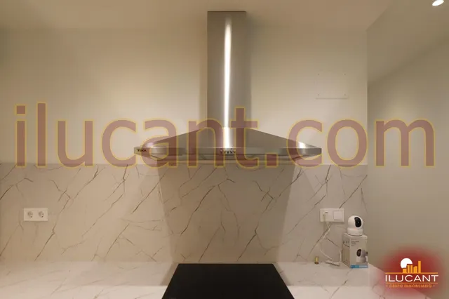 FANTASTICO  PISO CON REFORMA A ESTRENAR JUNTO AV. CONDE LUMIARES — 6