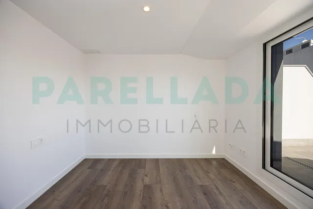 Ático dúplex nuevo en la zona de Pep Ventura — 25
