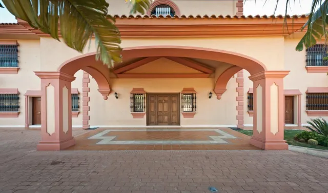 Villa de Lujo con vistas al mar y al golf. 7 dormitorios, 10 baños. Calanova Golf, La Cala de Mijas — 42