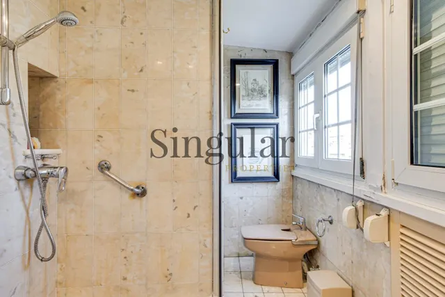 Ático dúplex con piscina privada y espectaculares terrazas junto al parque de Monterols — 47
