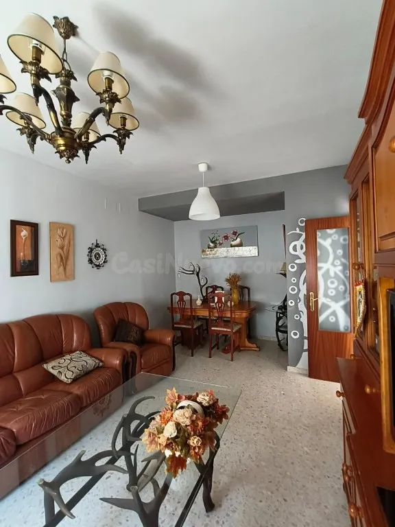 Estupenda casa adosada en Alanis con amplio patio!!! — 3