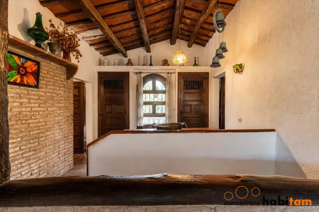 Espectacular Masia de piedra del siglo XIX con 2.200m2 de terreno — 16