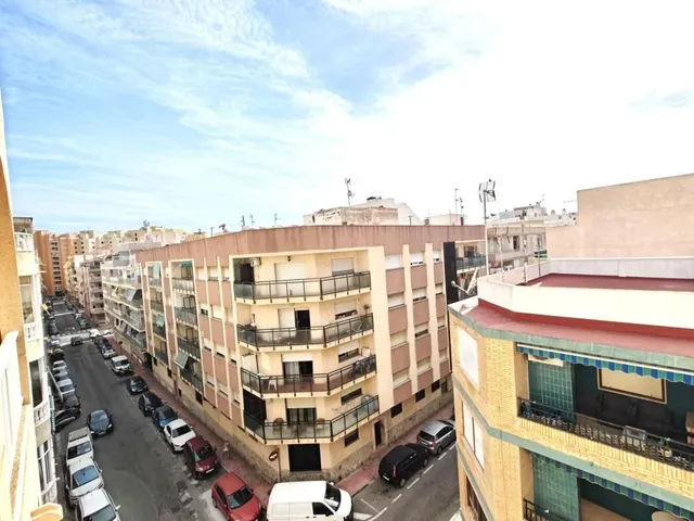 Apartamento 2 habitaciones 74m² en venta - Estacion de autobuses — 12