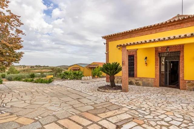 ESPECTACULAR FINCA DE 2,2 HECTÁREAS: PRIVACIDAD, NATURALEZA Y UBICACIÓN ESTRATÉGICA EN LOS SANTOS DE MAIMONA (BADAJOZ) — 13