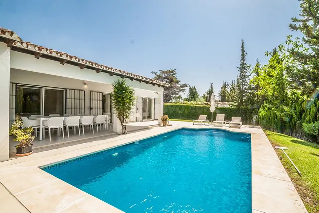 Chalet 5 habitaciones 251m² en venta - Marbella — 2