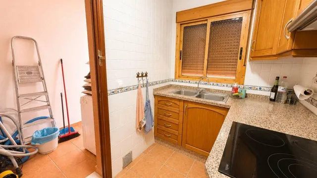 MAGNIFICO CHALET ADOSADO CON GRAN PARCELA, JARDIN Y PISCINA PRIVADA — 18