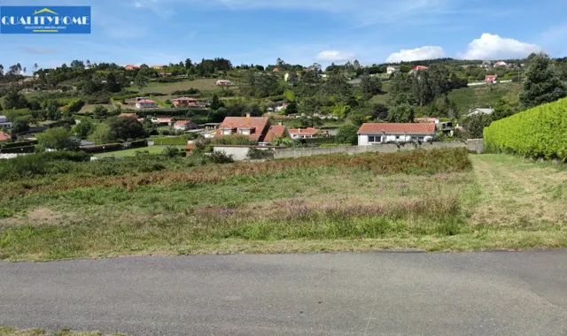 SE VENDE TERRENO URBANO EN LA URBANIZACIÓN O CASTELO - MONTE