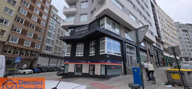 Local comercial en Torre Coruña Av. Calvo Sotelo esquina con Paseo de Ronda, gran escaparate, muy luminoso — 6