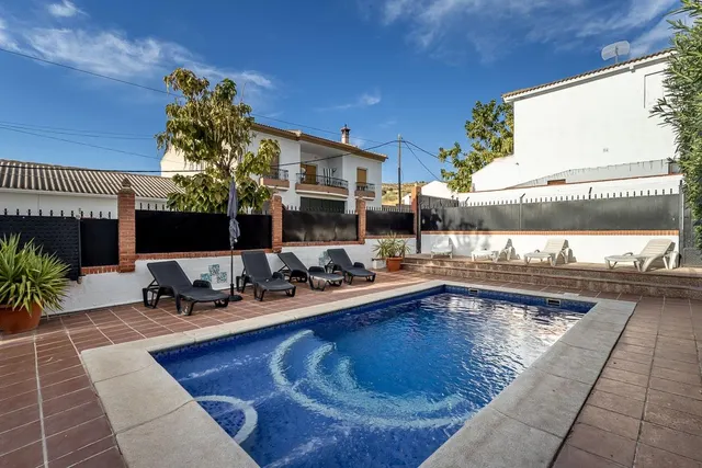CASA DE PUEBLO REFORMADA CON PISCINA PRIVADA Y POTENCIAL DE ALQUILER Cacín, Granada – Cerca del embalse de Los Bermejales — 5