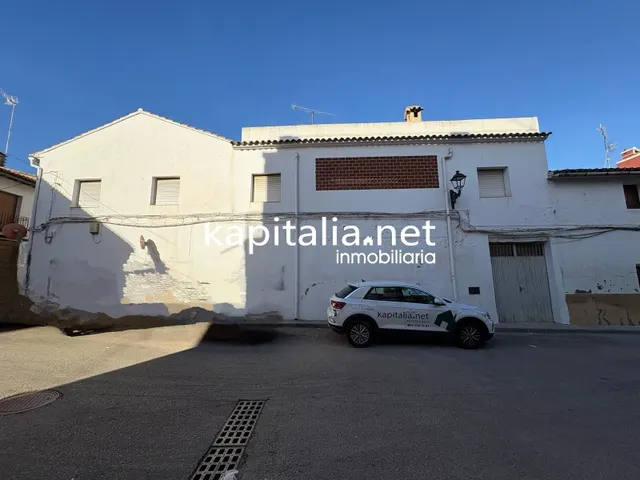 ESTUPENDA CASA A LA VENTA EN MANUEL — 2